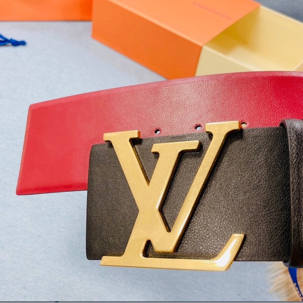 Womans Wide Leather Belt